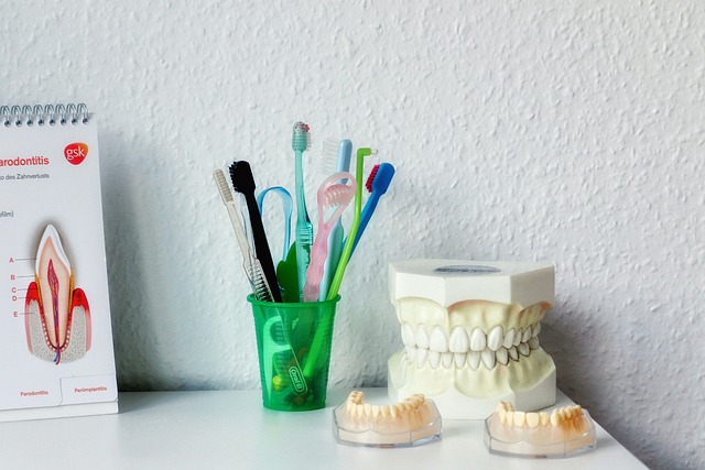 dentist-640x480-56605881.jpeg